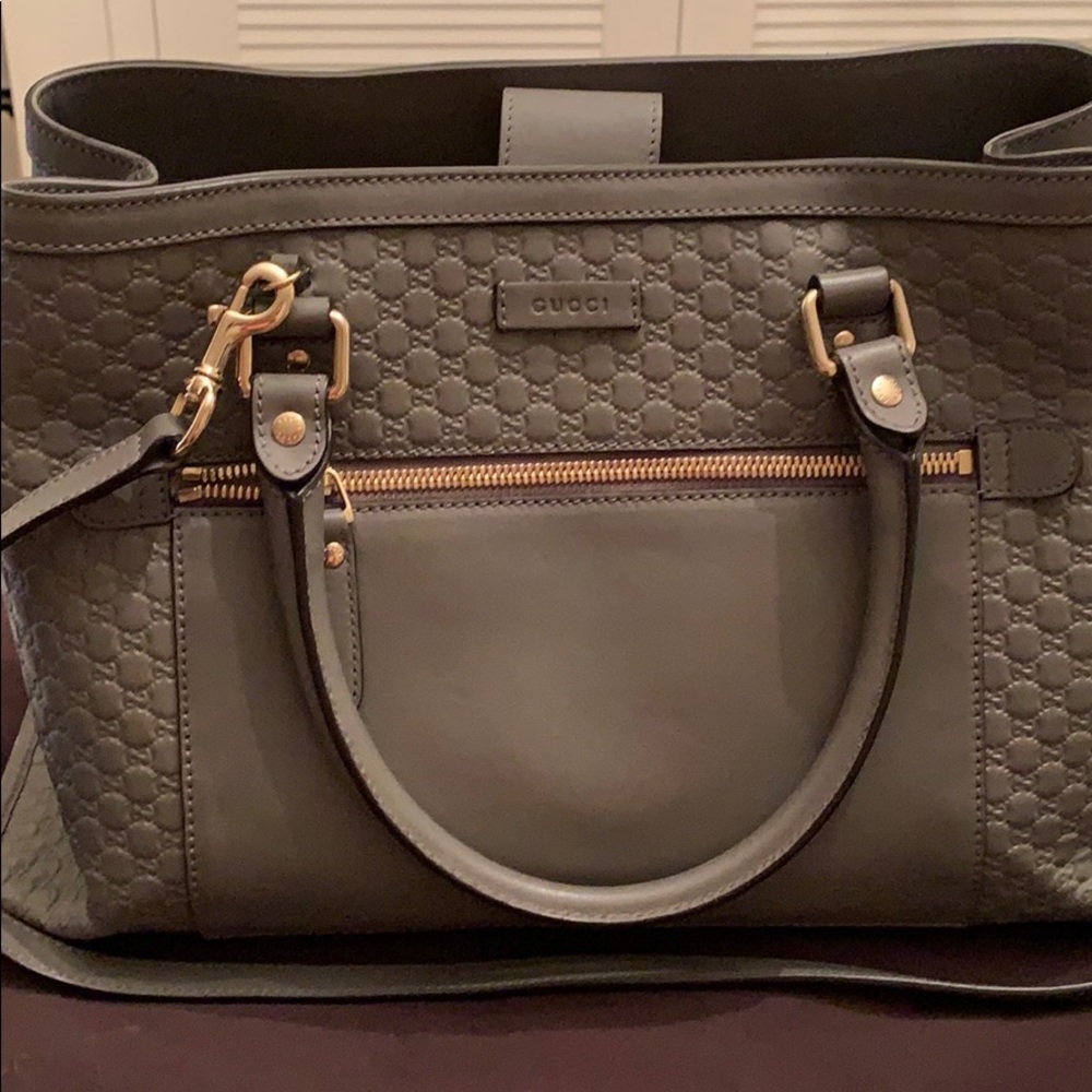 Gucci leather handbag